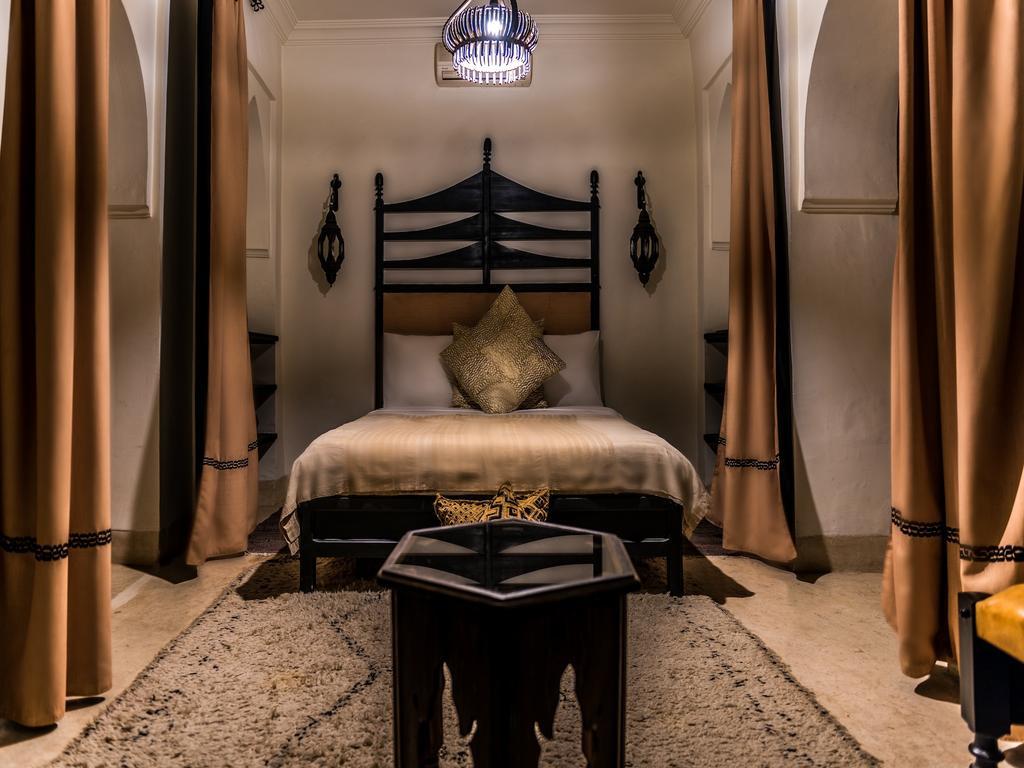 Riad Les Trois Cours Marrakesch Exterior foto